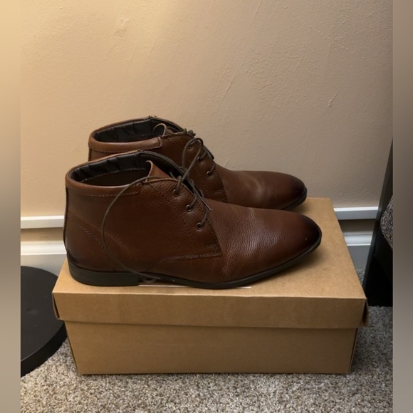 ASOS Chukka boots in brown leather - Picture 1 of 2